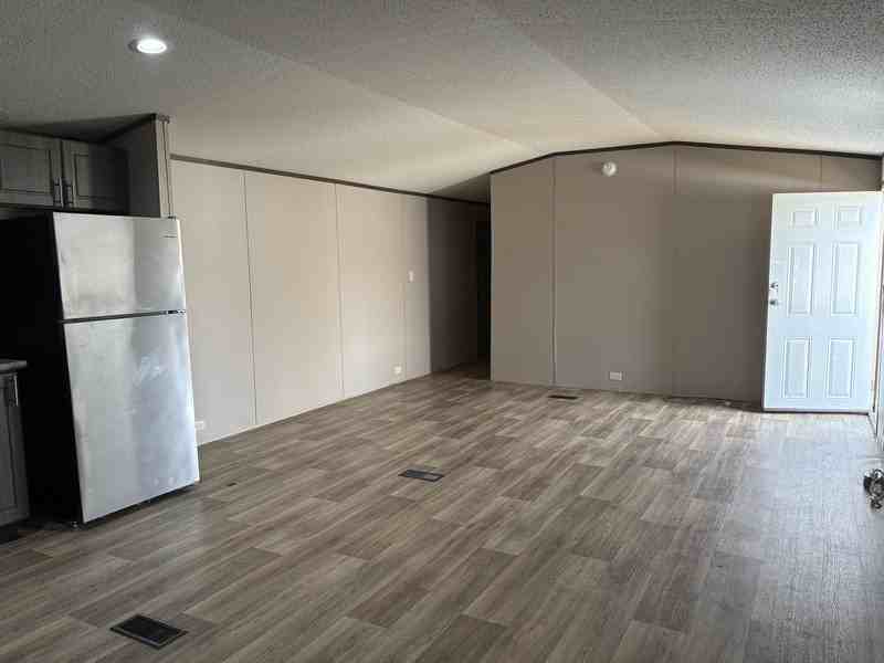 46 Anthy Dr - Photo 2 of 2