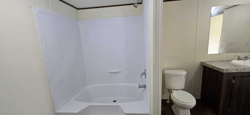 521 Milan Ave - Photo 6 of 11