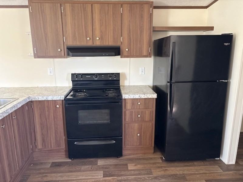 698 Milan Ave - Photo 5 of 11