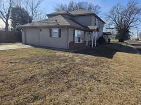 2102 Cunningham Ave - Photo 1 of 1