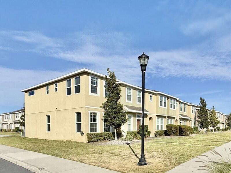 7031 White Treetop Pl - Photo 5 of 50