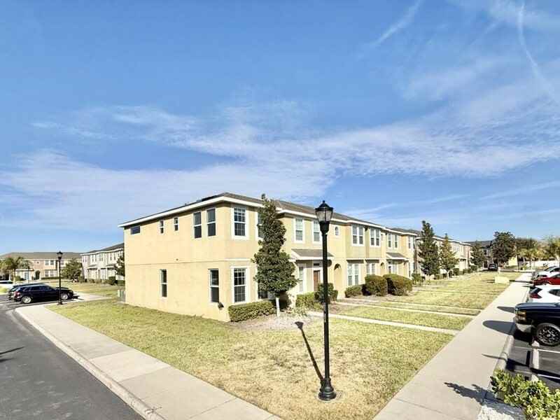 7031 White Treetop Pl - Photo 6 of 50