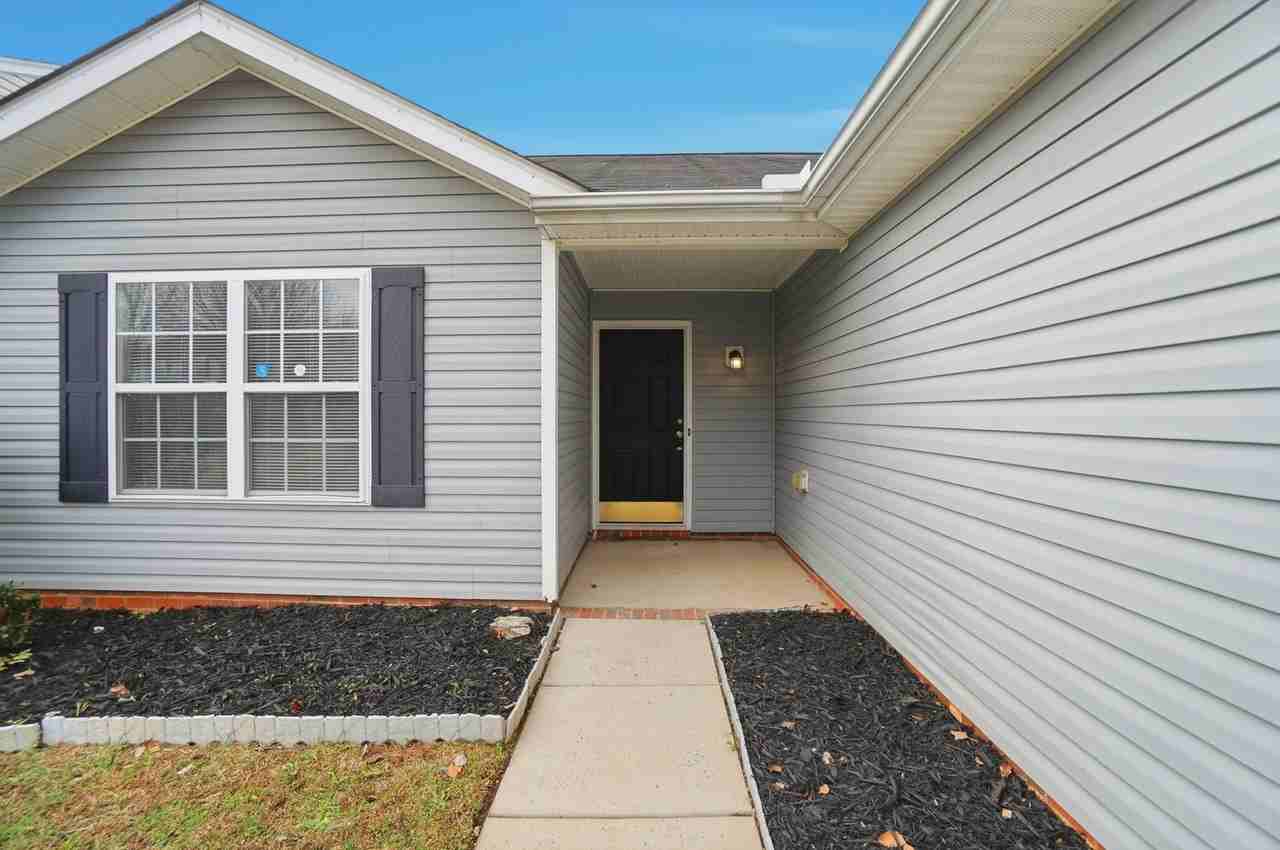 520 Lightspun Ln - Photo 3 of 50