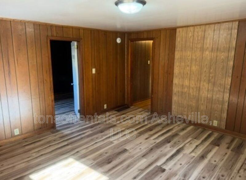 418 Old Buckeye Cove Rd - Photo 3 of 18