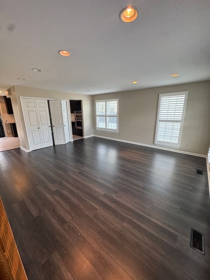 1150 Harford Town Dr - Photo 2 of 17