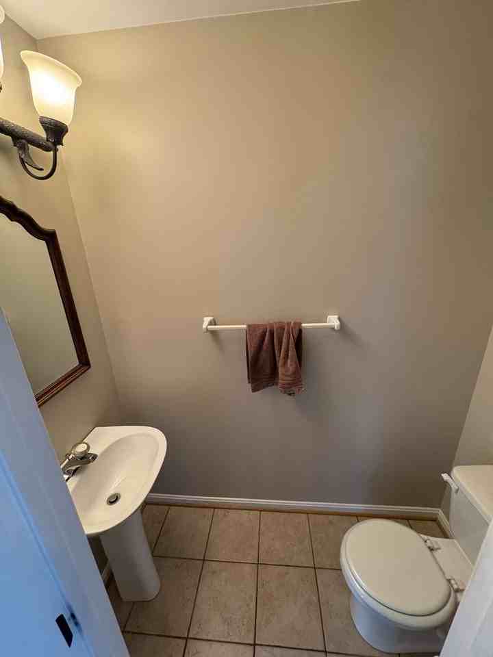 1150 Harford Town Dr - Photo 5 of 17