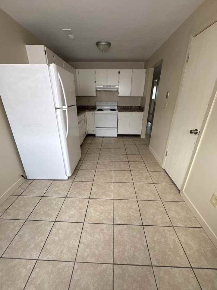 568 E 250 N #1 - Photo 6 of 12