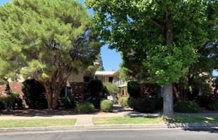 featured image of 411 S School St