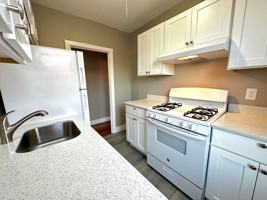 featured image of 22 School St