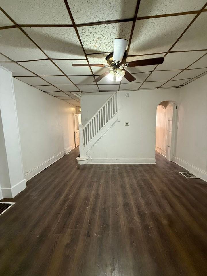 30 Perrine Ave - Photo 5 of 23