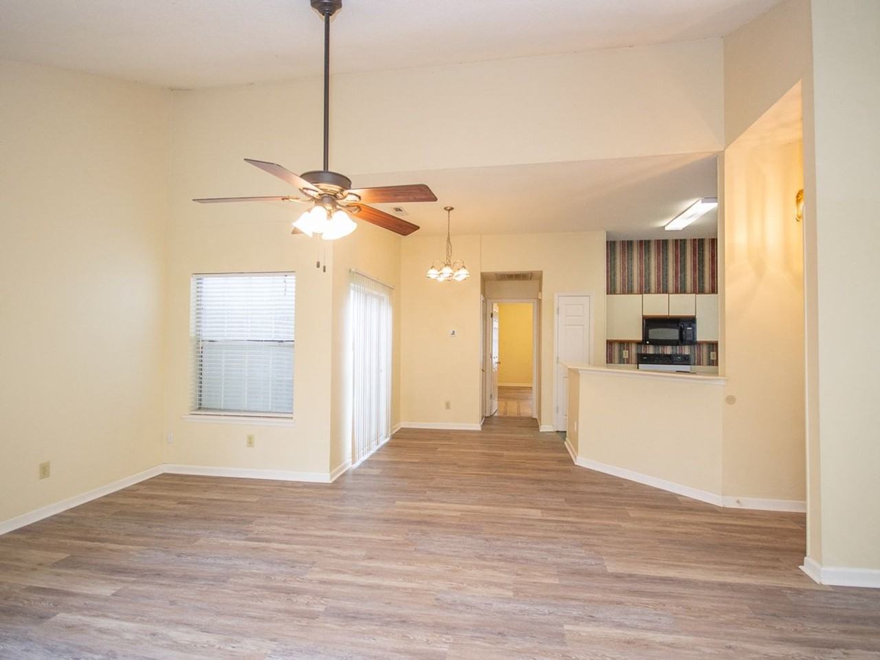 107 Briargate Ln - Photo 5 of 20