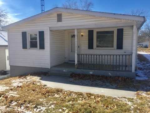 1107 N Park Ave - Photo 2 of 15