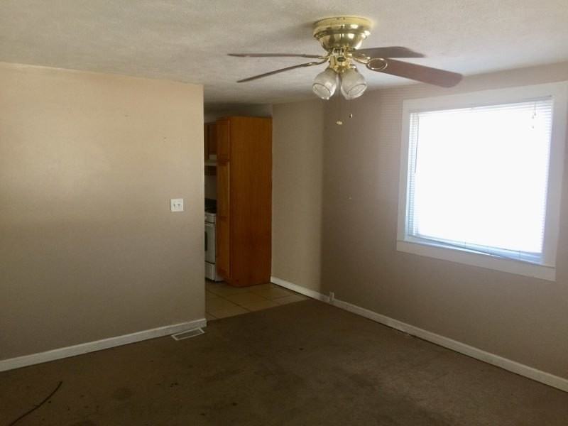 1107 N Park Ave - Photo 7 of 15