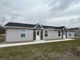 featured image of 103 E Pearl St