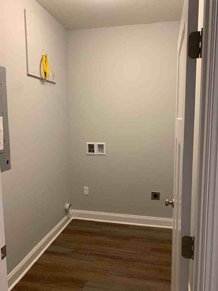 1715 Springhill Pl #B - Photo 7 of 15