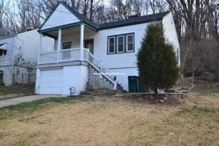 540 Fairbanks Ave - Photo 1 of 1