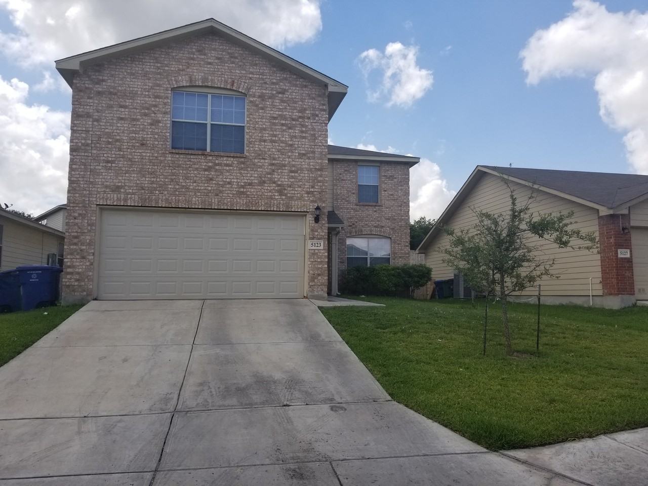 5123 Fountain Hl