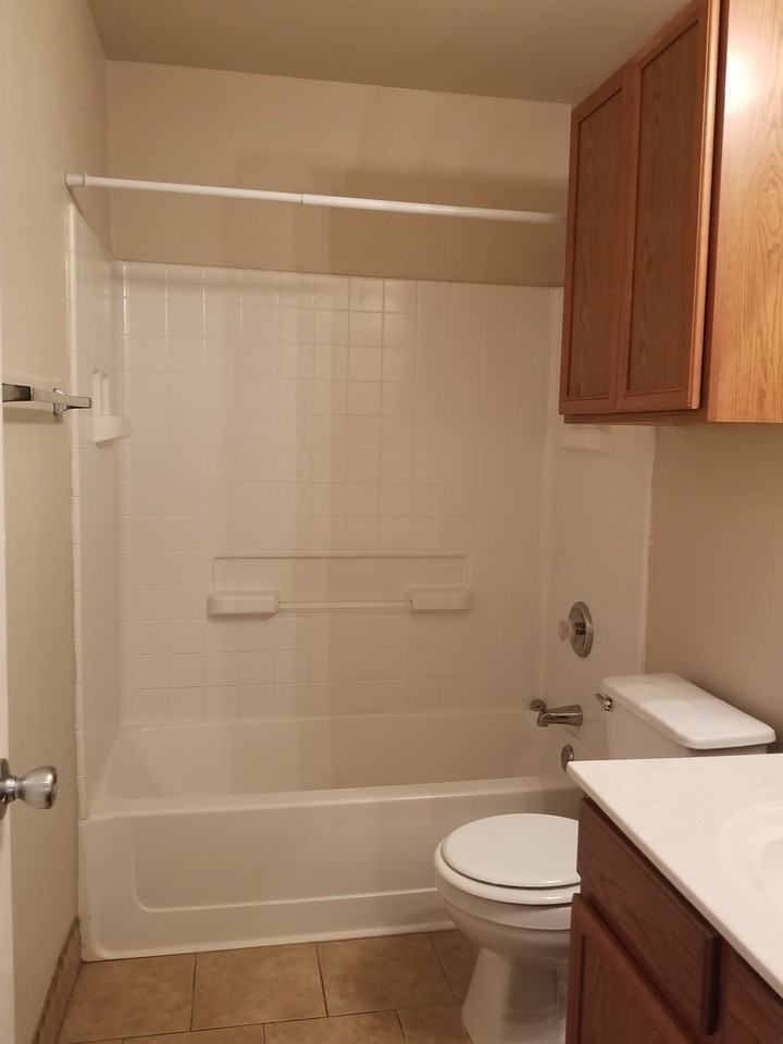 5123 Fountain Hl - Photo 6 of 22