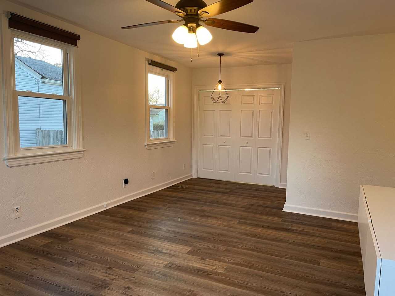 2719 Overbrook Ave - Photo 2 of 24