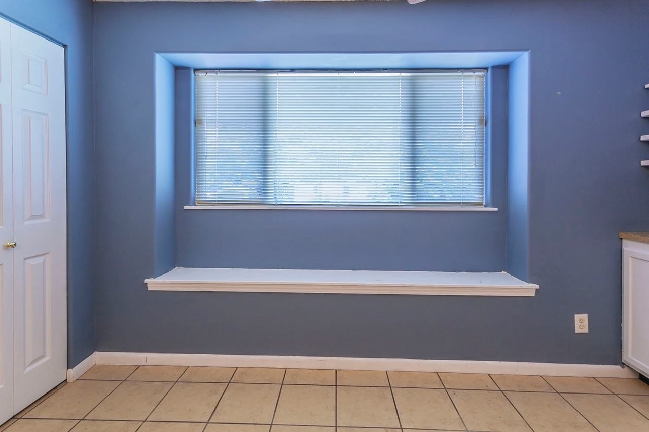 1504 Meadow St - Photo 5 of 15