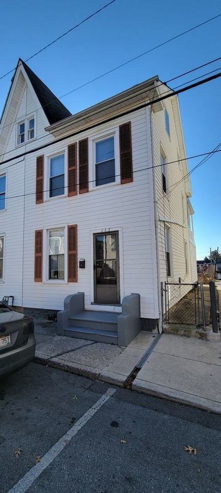117 Randolph Ave - Photo 2 of 25