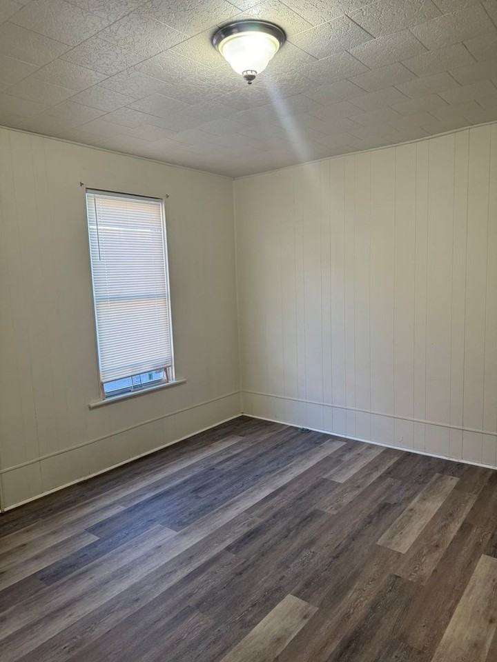 117 Randolph Ave - Photo 4 of 25