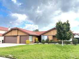 featured image of 1737 N Encina Ave