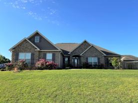 103 Crest Hill Dr - Photo 1 of 1