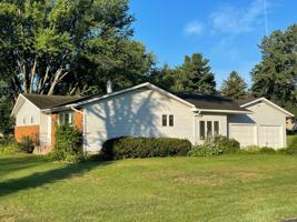 featured image of 6582 Valley Dr