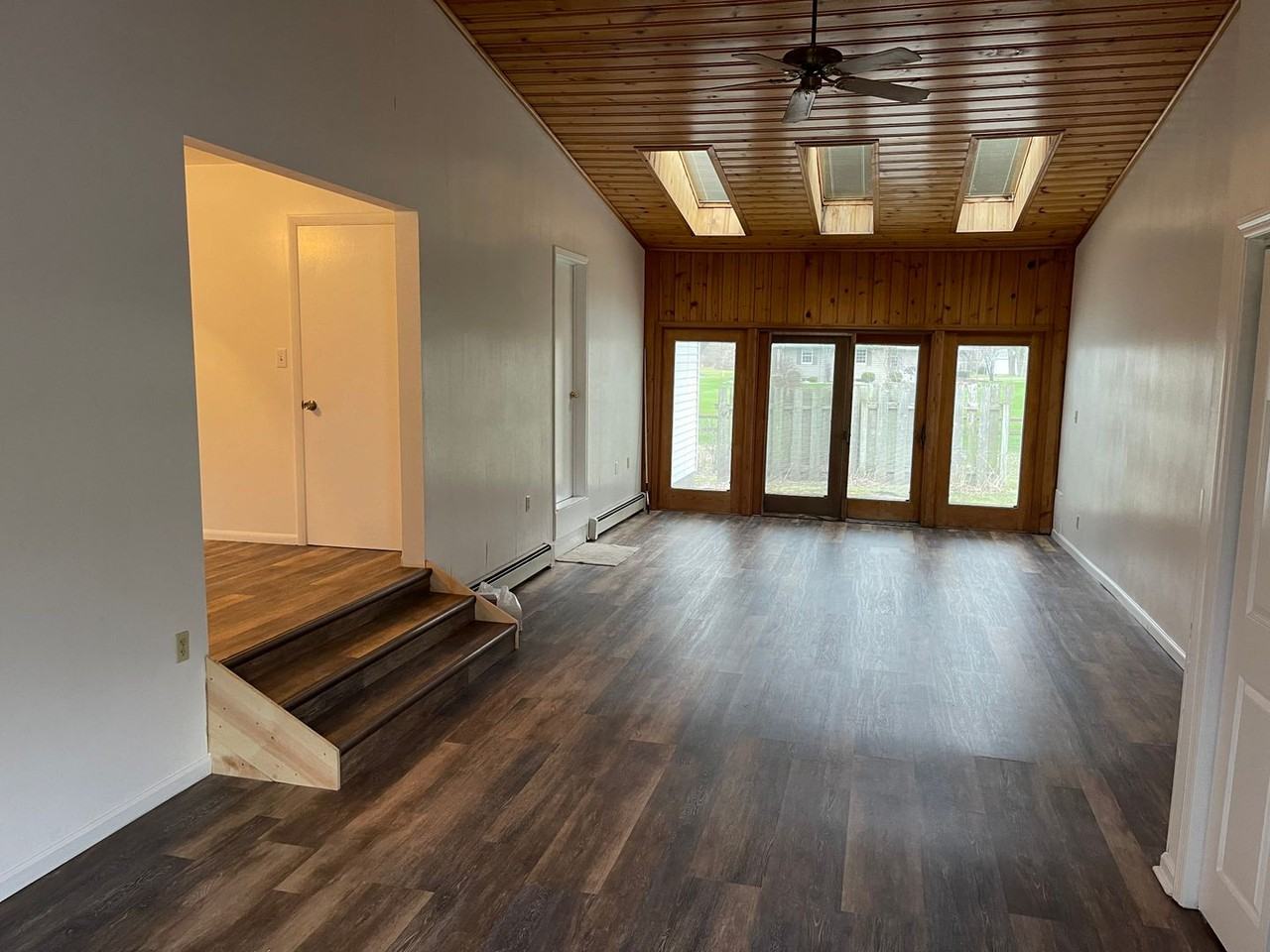 6582 Valley Dr - Photo 3 of 32