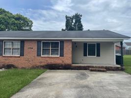 featured image of 1754 Poplar St Apt B #Apt B