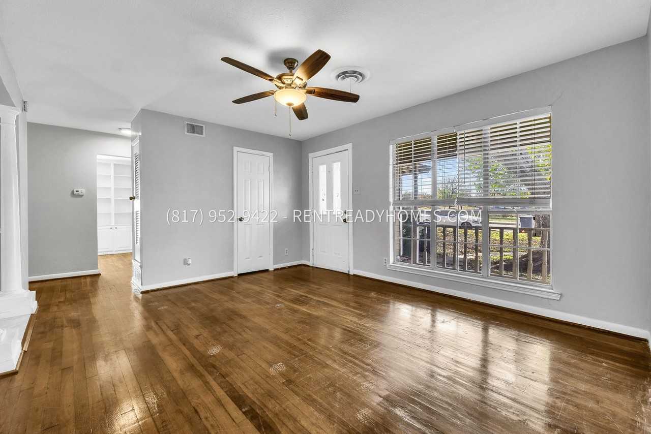 509 Drexel Dr - Photo 3 of 17