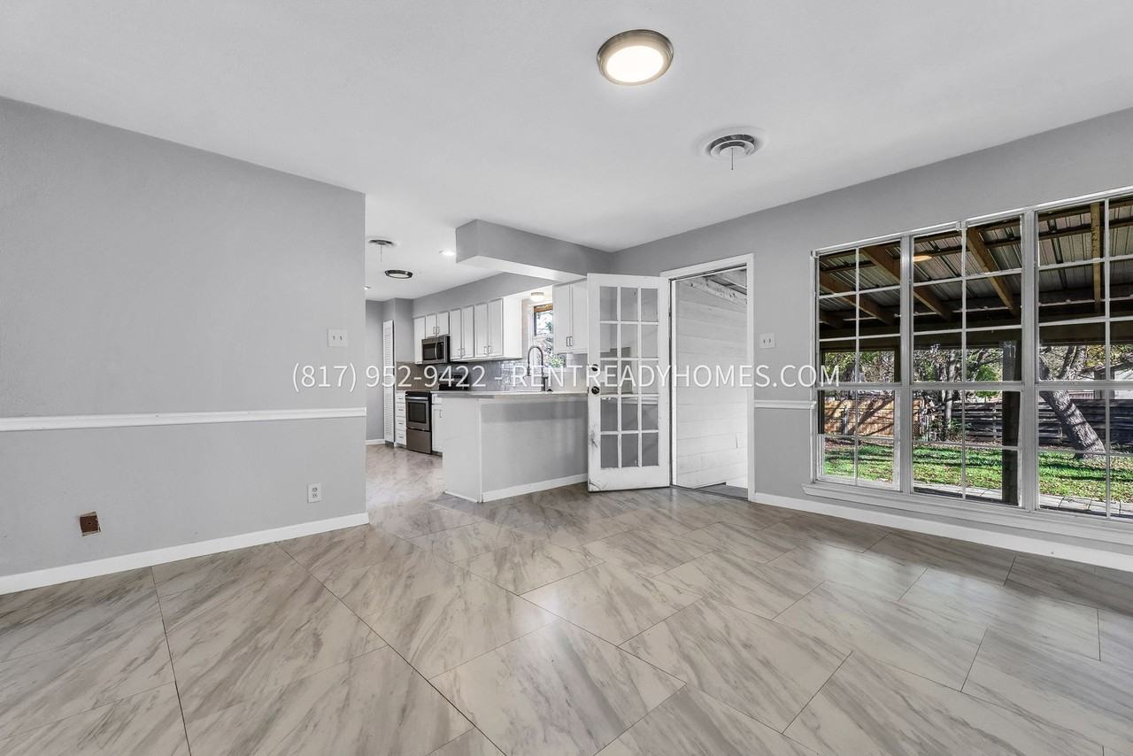 509 Drexel Dr - Photo 5 of 17