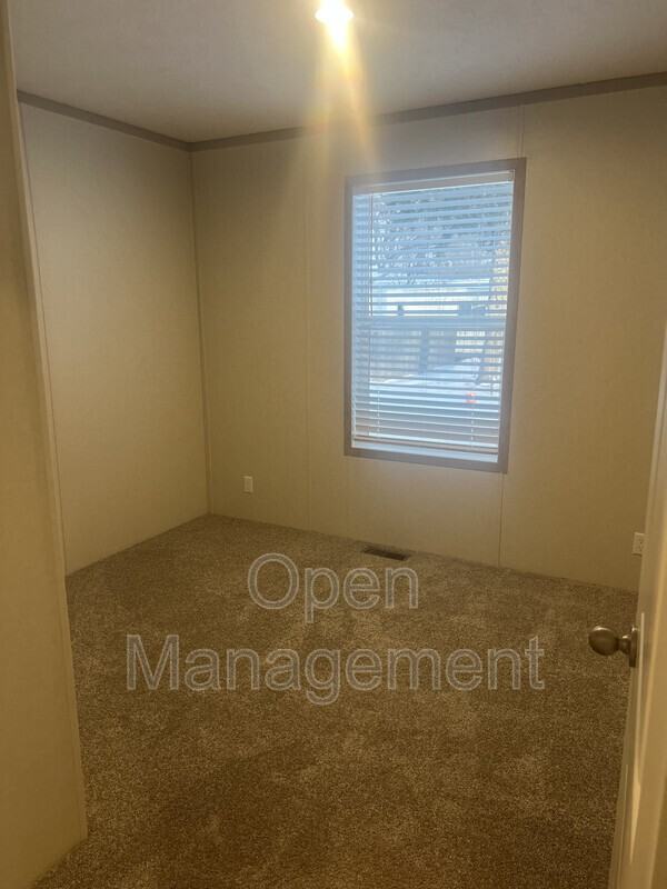 7-1015 Gibraltor Ave N #LOT7 - Photo 5 of 11