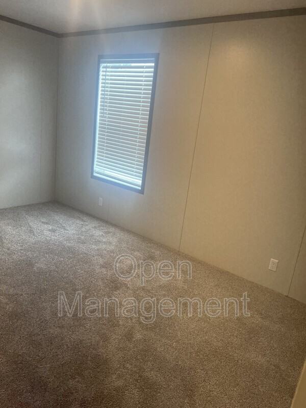 4-1009 Gibraltor Ave N #LOT4 - Photo 2 of 2