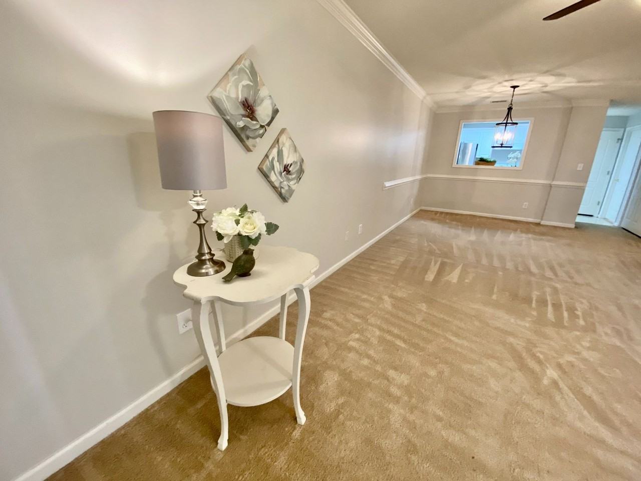 2545 Old Greenbrier Rd - Photo 4 of 28