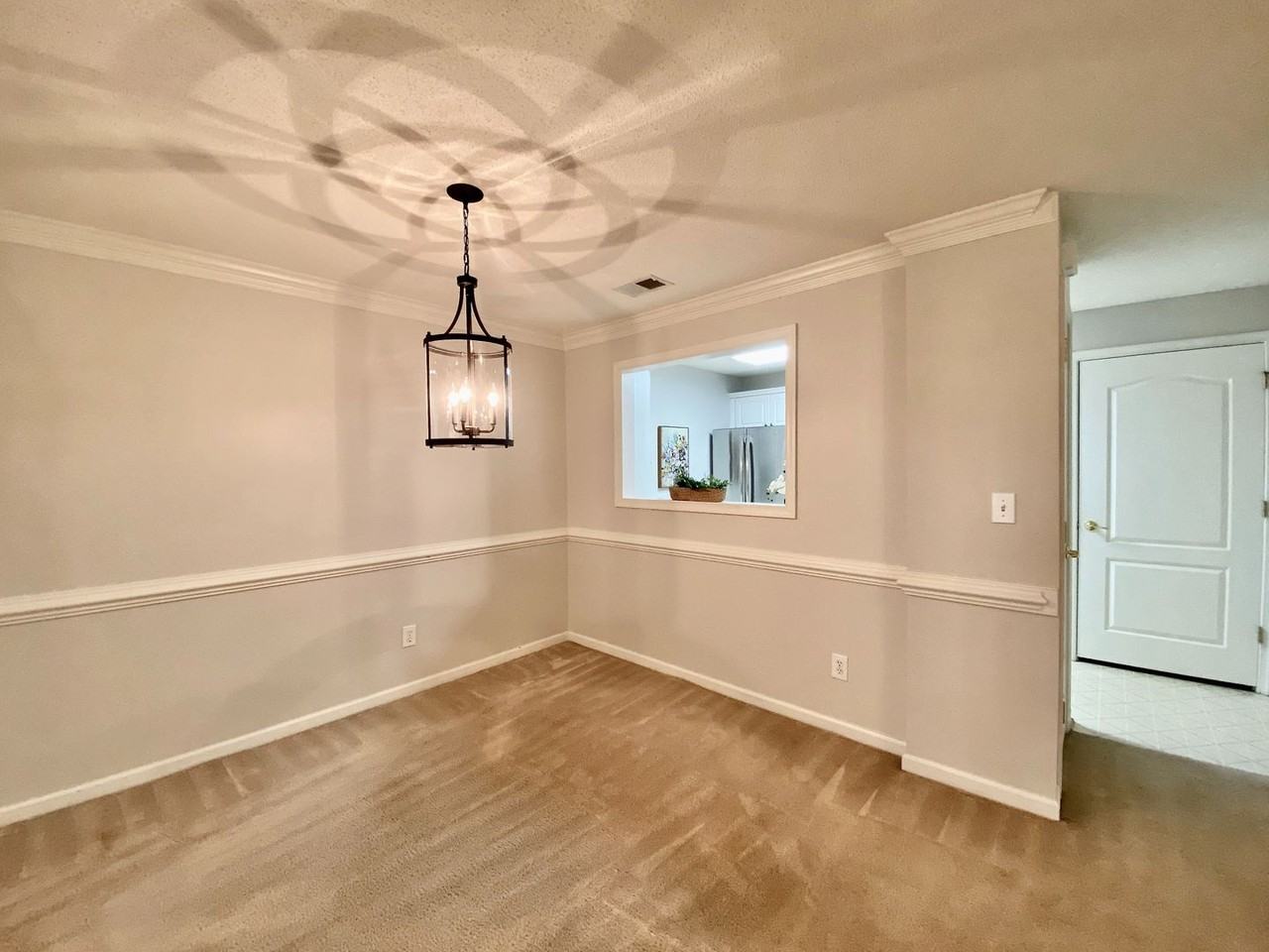 2545 Old Greenbrier Rd - Photo 7 of 28