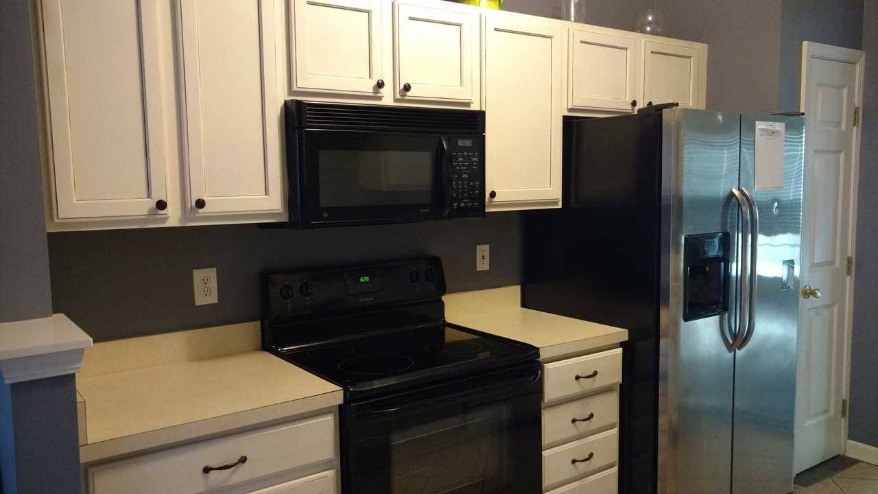 12406 Blossoming Ct - Photo 5 of 10