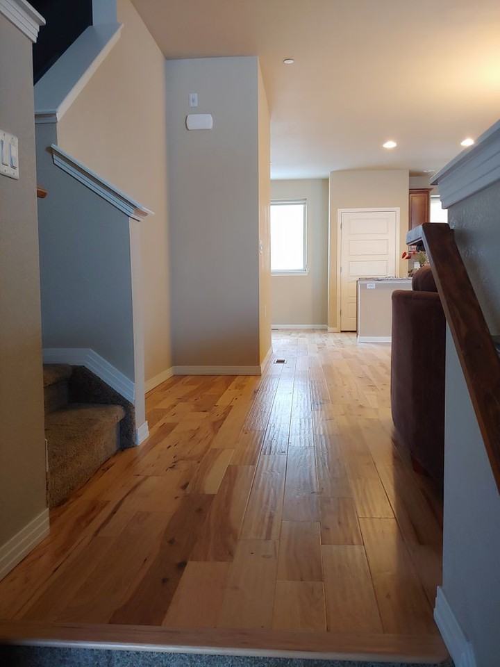 1034 Griffith St - Photo 2 of 19
