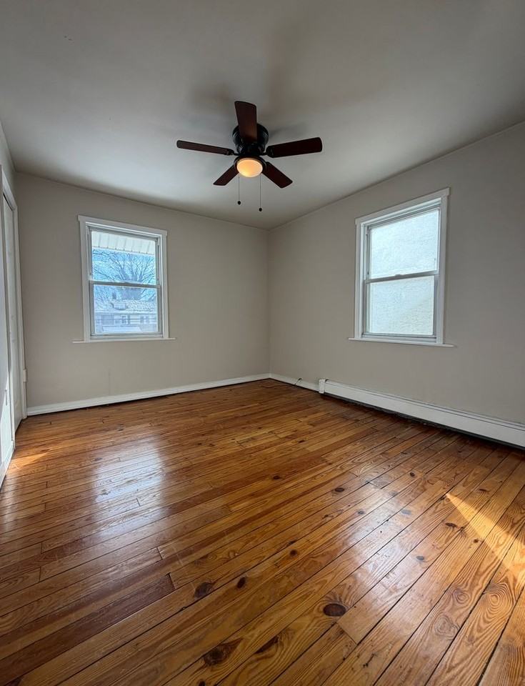 2119 Wilson Ave - Photo 5 of 7