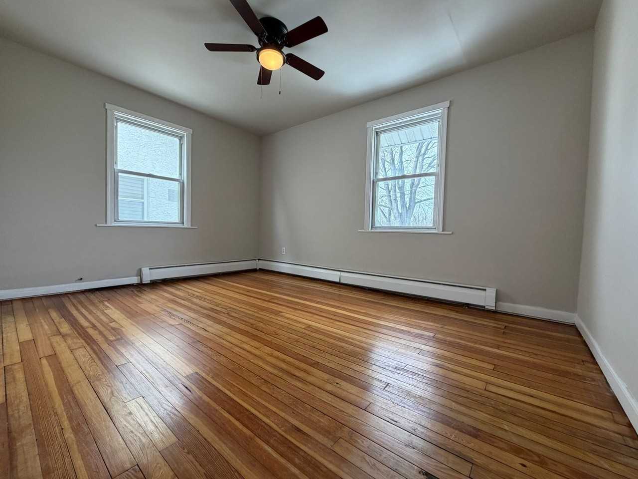 2119 Wilson Ave - Photo 6 of 7