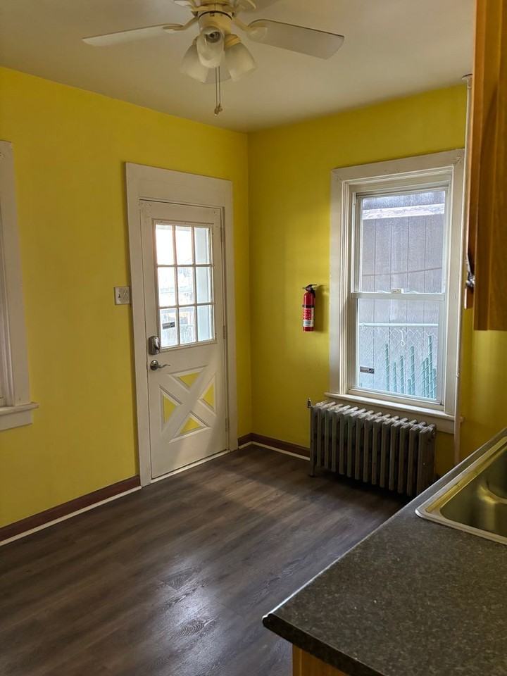 614 S 20th St - Photo 6 of 16