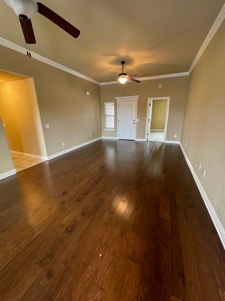 405 Cherry St - Photo 2 of 22