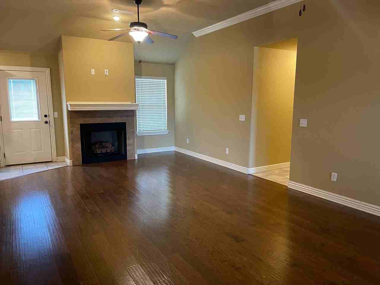 405 Cherry St - Photo 4 of 22