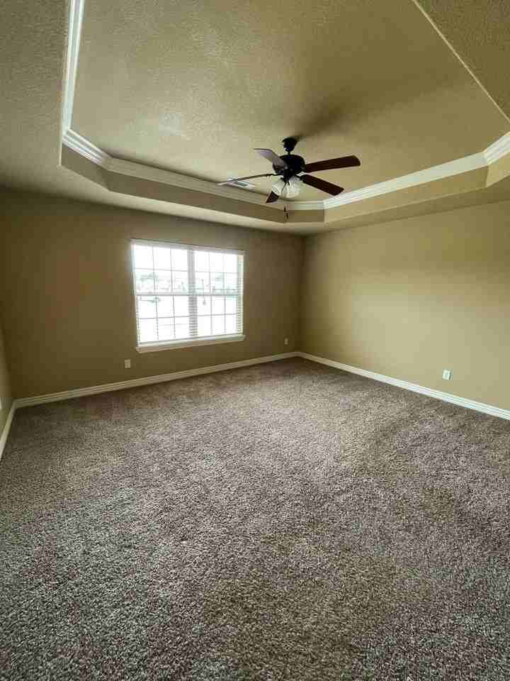 405 Cherry St - Photo 7 of 22