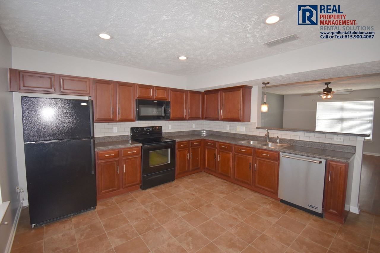 2106 Victory Gallop Ln - Photo 6 of 21