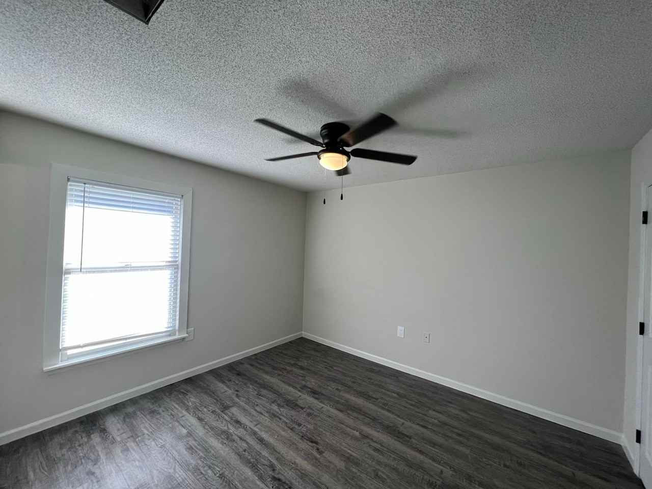 230 Lanier Dr #185 - Photo 6 of 11