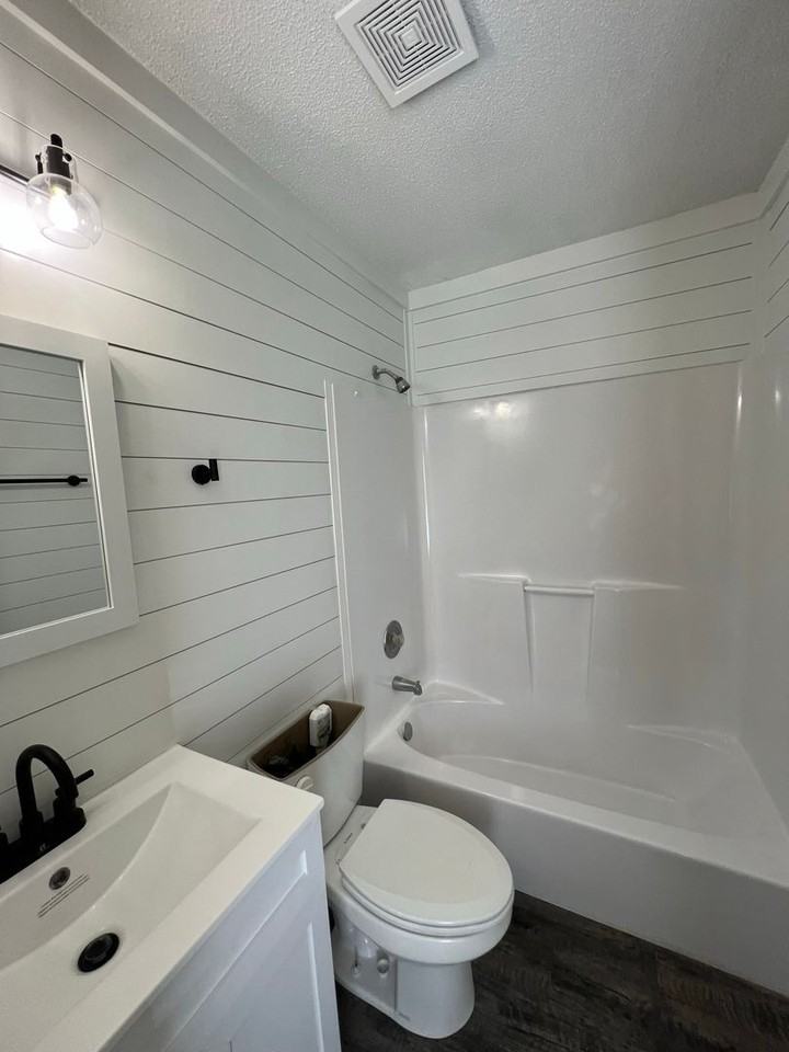 230 Lanier Dr #185 - Photo 7 of 11