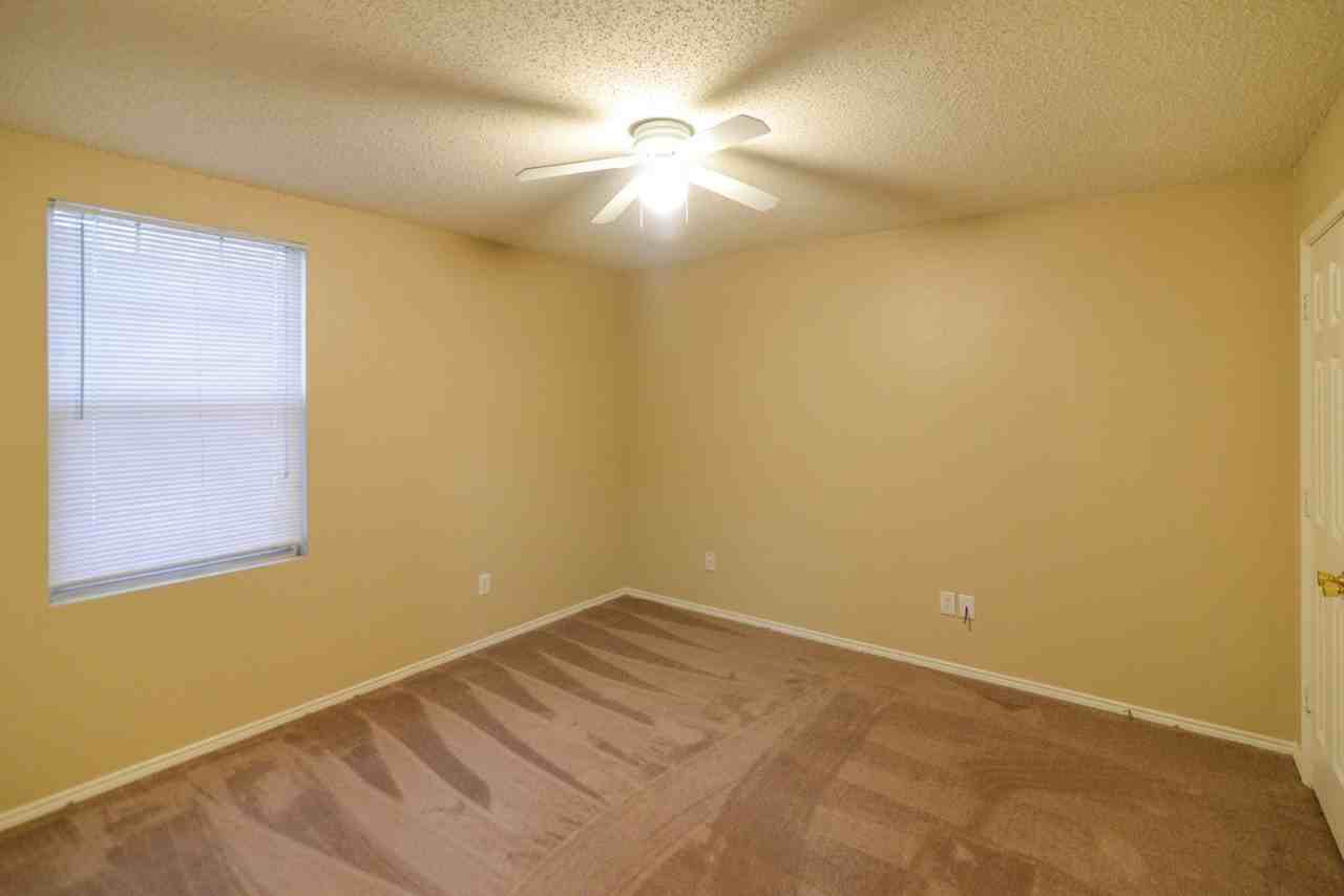 1508 Honey Bee Ln - Photo 2 of 17