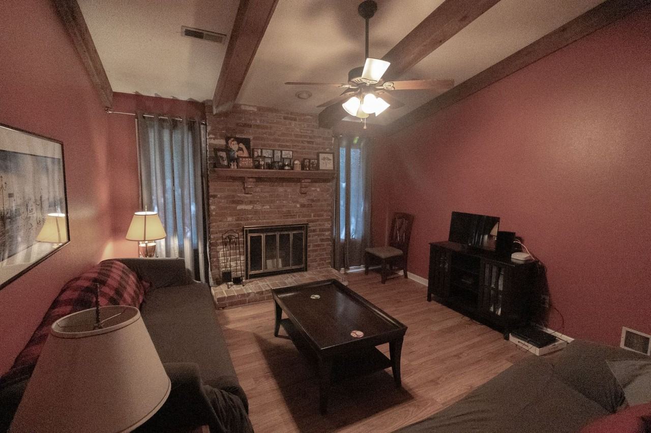 106 E Green Meadows Rd - Photo 3 of 22